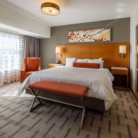 Radisson Hotel & Conference Centre Calgary Airport Экстерьер фото