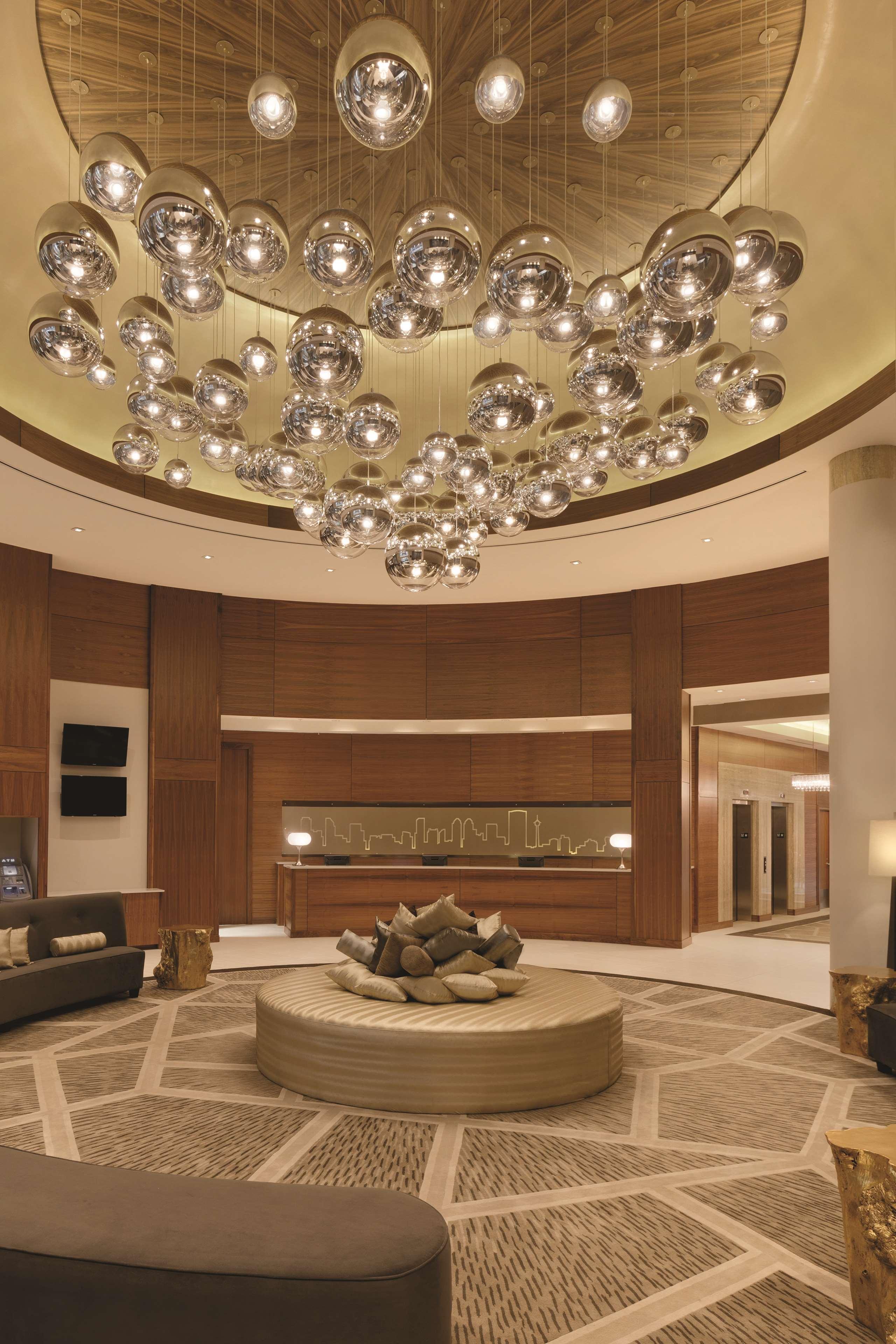 Radisson Hotel & Conference Centre Calgary Airport Экстерьер фото
