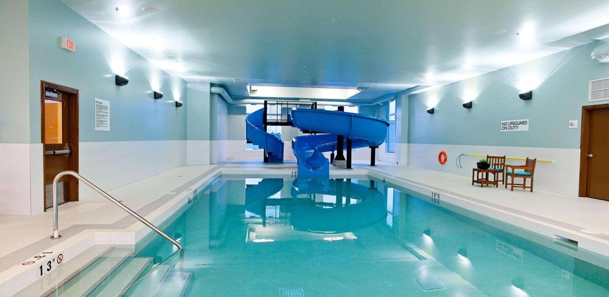 Radisson Hotel & Conference Centre Calgary Airport Экстерьер фото