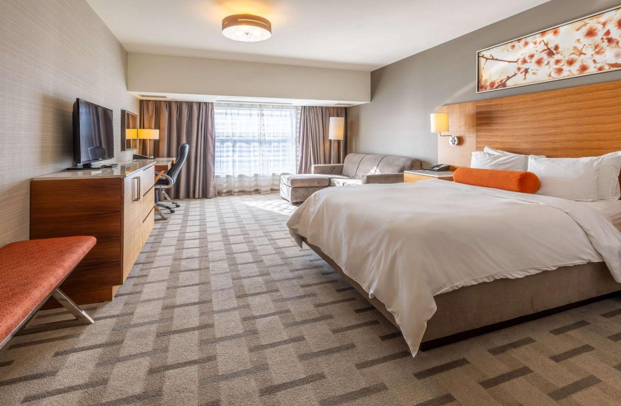 Radisson Hotel & Conference Centre Calgary Airport Экстерьер фото