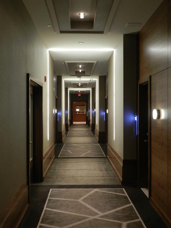 Radisson Hotel & Conference Centre Calgary Airport Экстерьер фото